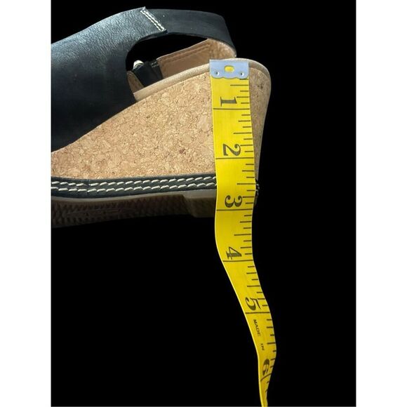 Clarks Womens Black Tan Helio Float Cork Wedge Slingback Sandal Size 8.5 - Picture 12 of 12